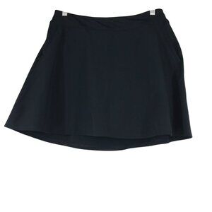 UNDER ARMOUR- WOMEN'S MEDIUM - BLACK FITTED SKIRT SHORTS SKORT
